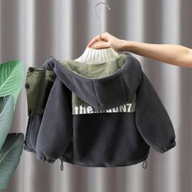 جاكت ولادي بسحاب اماميه وياقه مرفوعه