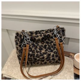 شنطة نسائي بنمط الفهد بالوان متعدده