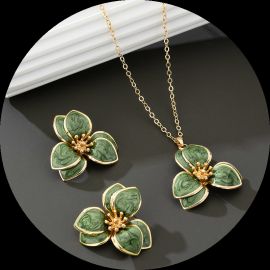 طقم إكسسوار خفيف الوزن بشكل زهرة