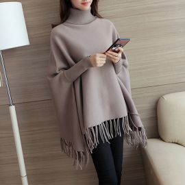 وشاح محبوك باكمام للنساء
