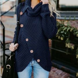 سترة صوف نسائية بازرار للتزيين