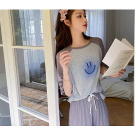 بجامة فضفاضة أنيقة