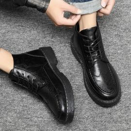 حذاء رجالي متين بكعب صغير 