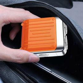 ماكينة حلاقة مزودة بشاشة رقمية وجاذب مغناطيسي قابلة للشحن 