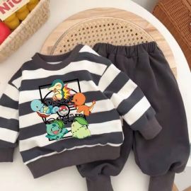 طقم ملابس للأولاد مخطط مكون من قطعتين