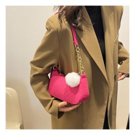 شنطة كتف نسائي صغيره الحجم ناعمه