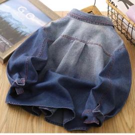 سترة جينز بأزرار أمامية وياقة مقلوبة للأطفال الأولاد 