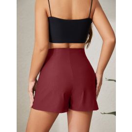 شورت نسائي على شكل تنوره 