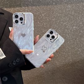 غلاف هاتف ايفون للحمايه بنمط قلب