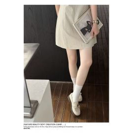 حذاء نسائي مزينه بورده