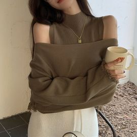 بلوزه نسائي ترندي بفتحات جانبيه