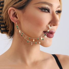  إكسسوار أنف وأذن  بسلاسل متدلية بتصميم قلوب وخرز أخضر.