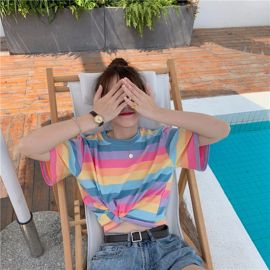 تيشيرت صيفي قصير وبأكمام قصيرة مخطط للسيدات 