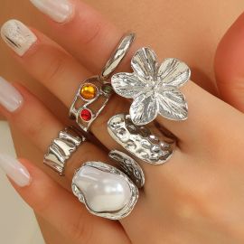  طقم خواتم مفتوح غير منتظم الشكل مصنوع من المعدن على شكل زهرة