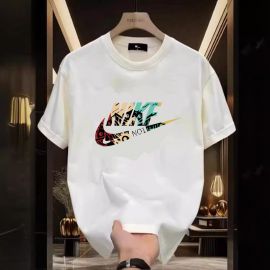 تيشيرت رجالي بأكمام بنمط رياضي