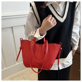 شنطة كتف نسائية كاجوال بتصميم عصري