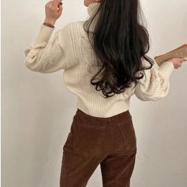 بلوزه شتويه نسائي محبوكة برقبه دائريه