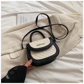 شنطة  للنساء مع حزام طويل