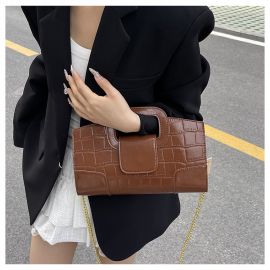 حقيبه يد نسائية مستطيله الشكل