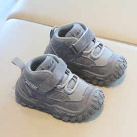 أحذية المشي لمسافات طويلة بنعل مقاوم ومتين للأطفال