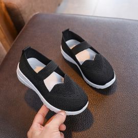 حذاء قماش عصري بنعل ناعم وخفيف سهل اللبس والخلع