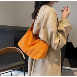 شنطة يد نسائية ساده بحزام قابل للتعديل