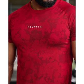 تيشيرت رياضي عالي المرونة بأكمام قصيرة