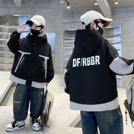 جاكت بأكمام وسحاب امامي مدموج بغطاء رأس للأولاد 