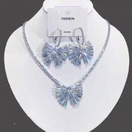  طقم قلادة وأقراط نسائية مزينة بفيونكة