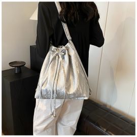 حقيبة نسائي عصرية