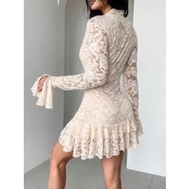 فستان من الدانتيل للنساء