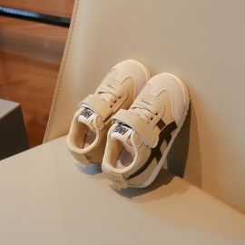 حذاء كاجــول ريــاضي من الجـلد النـاعم للأولاد