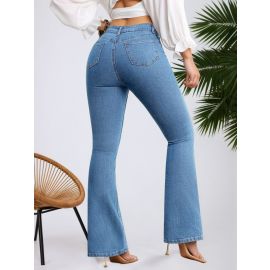 جينز نسائي ضيق