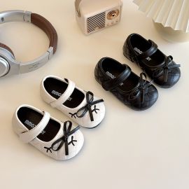 حذاء بناتي ناعم