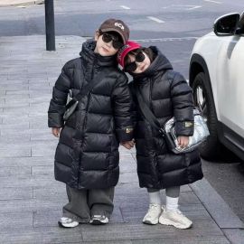 معطف اسود لللجنسين