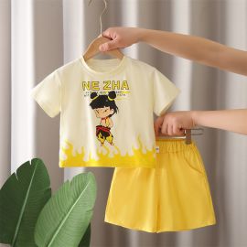 طقم كرتوني بأناقة بسيطة لإطلالة راقية للفتيات الرضع 