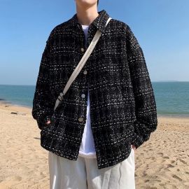 جاكيت فضفاض مكمم بأزرار أمامية على طراز شانيل بتصميم فريد للرجال 