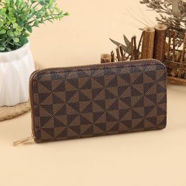 محفظة يد جلدية منقوشة بتصميم طويل فاخر ومتين مناسب للإستخدام اليومي للنساء 