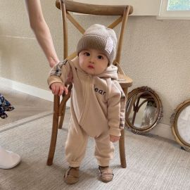 بدلة أطفال مبطنة بالصوف