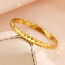 سوار نسائي لامع خفيف الوزن