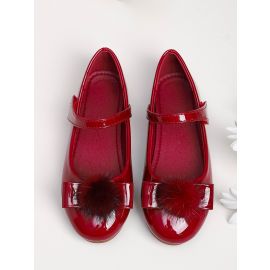 حذاء بناتي عصري باللون الاحمر الداكن