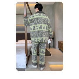 بيجامات رجالية بصوف سميك ذات انماط متعدده