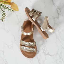 حذاء بناتي مسطح مريح بموديل عصري