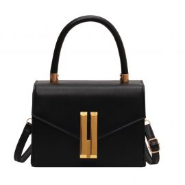 حقيبة كتف مربعة وصغيرة بمشبك معدني مناسبة للإرتداء اليومي للسيدات 