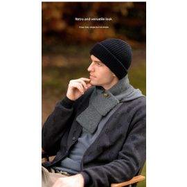 وشاح شتوي رجالي على الرقبة