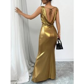 فستان نسائي ذهبي طويل