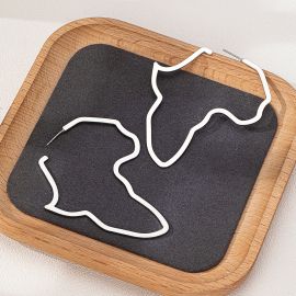 اقراط نسائيه بتصميم خريطة