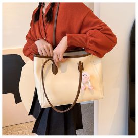 حقيبه كتف نسائيه ذات سعه