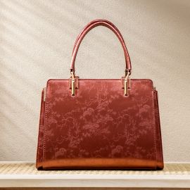 حقيبة كتف بحجم كبير ومنقوش للسيدات