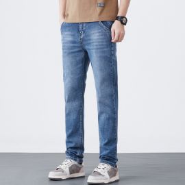 بنطال جينز شبابي أنيق بقصة كلاسيكية للرجال